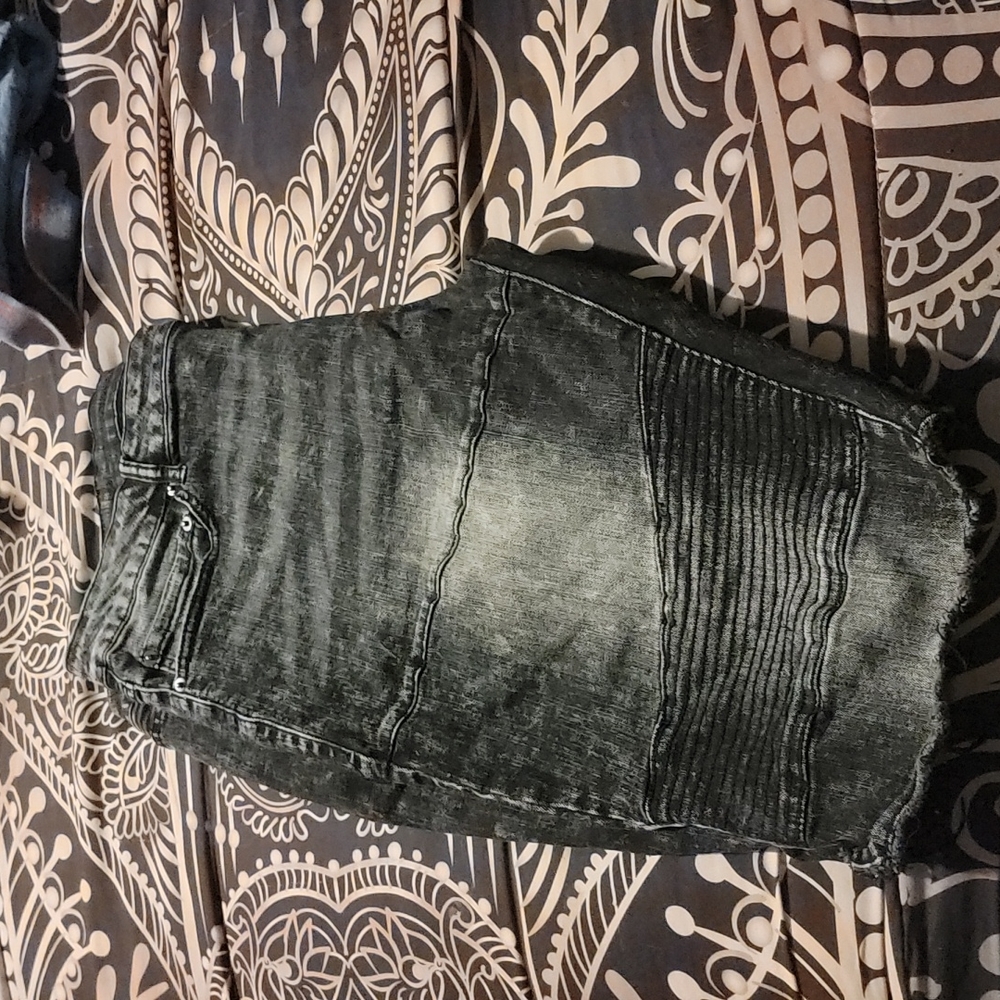 Men shorts